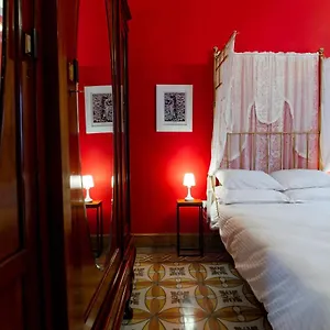 Monreal Boutique Townhouse - R024rm4 Affittacamere Paola
